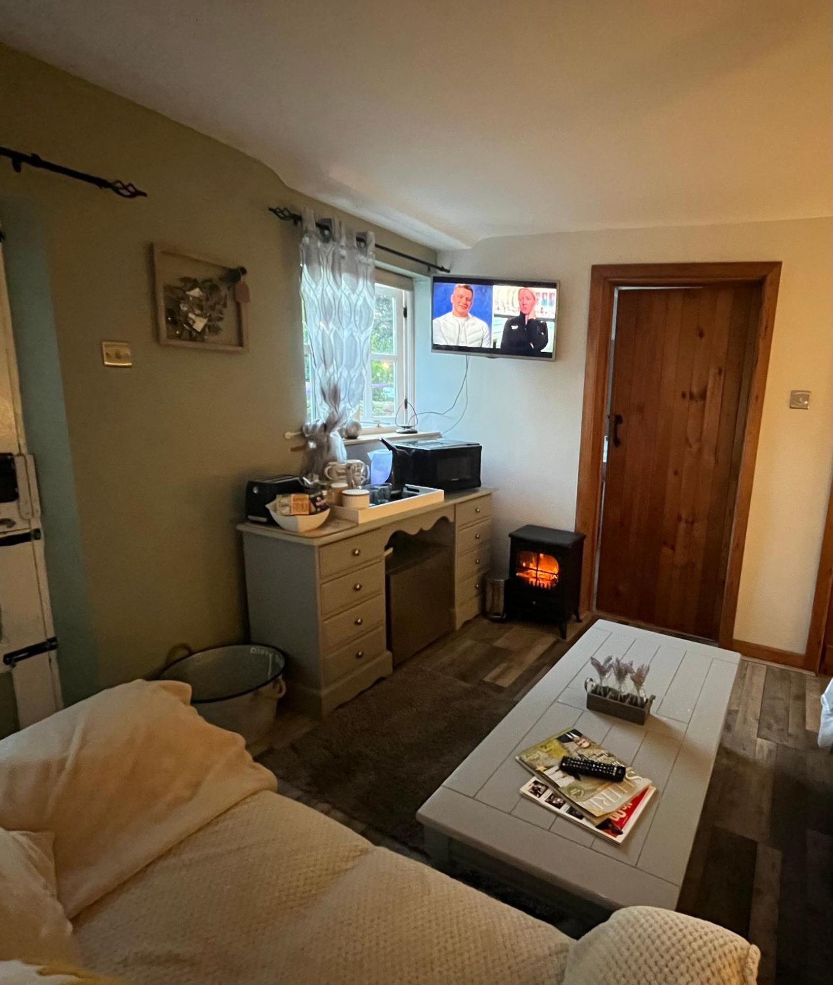 Pear Tree Cottage Courtyard 什鲁斯伯里 外观 照片